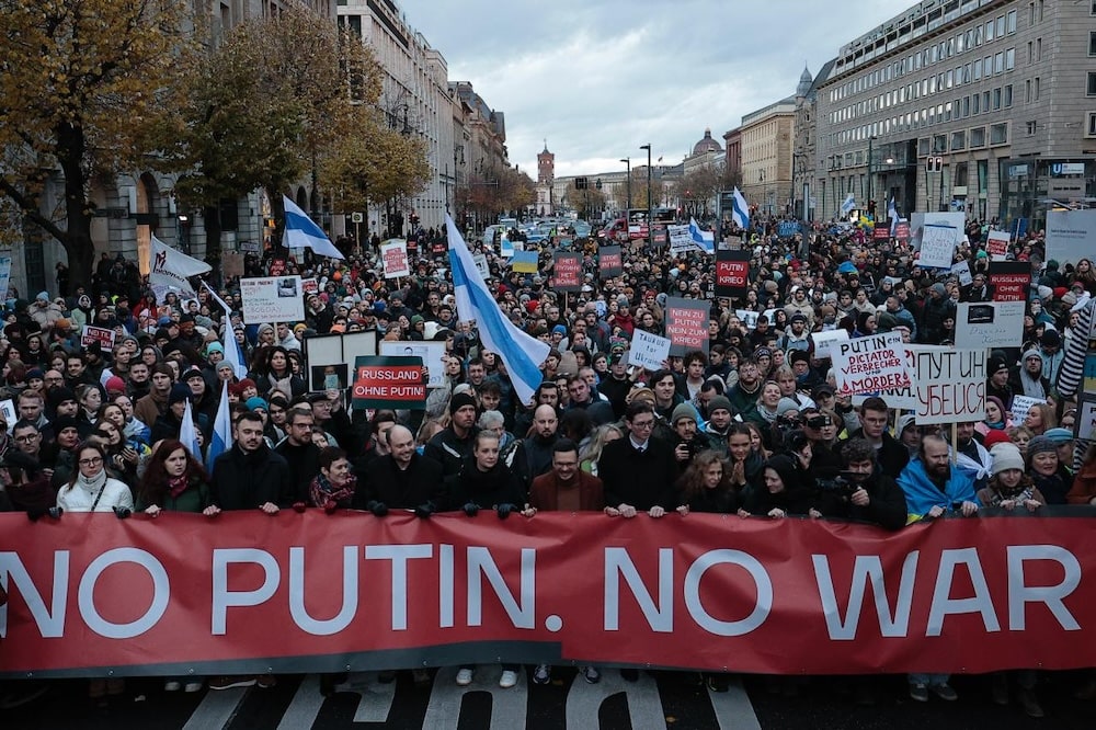 17 ноября. Антивоенные акции — в Берлине и по всему миру